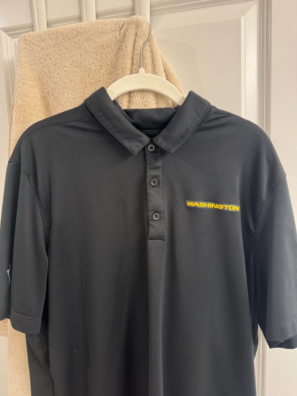 Nike Washington Commanders Black Short-Sleeve Polo Shirt